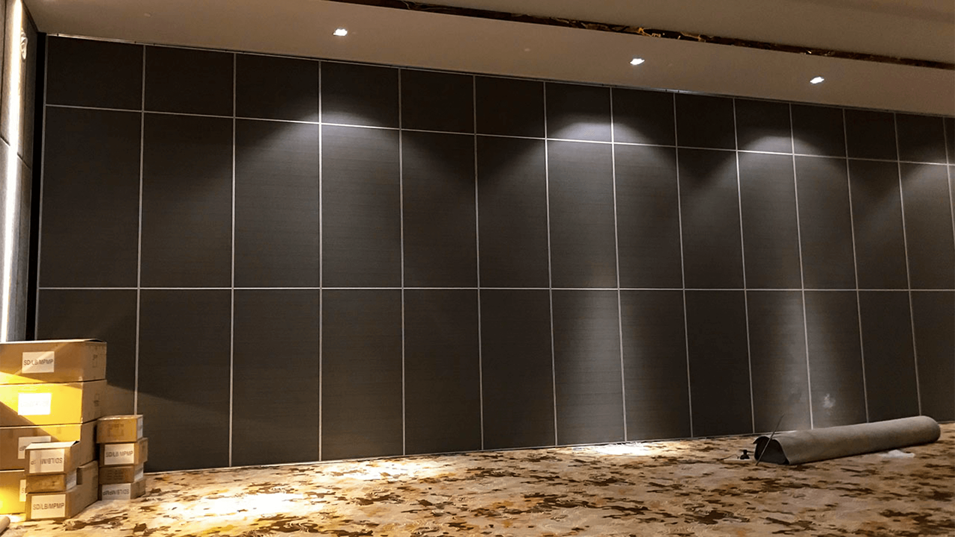 img_ballroom_02-CLAZ