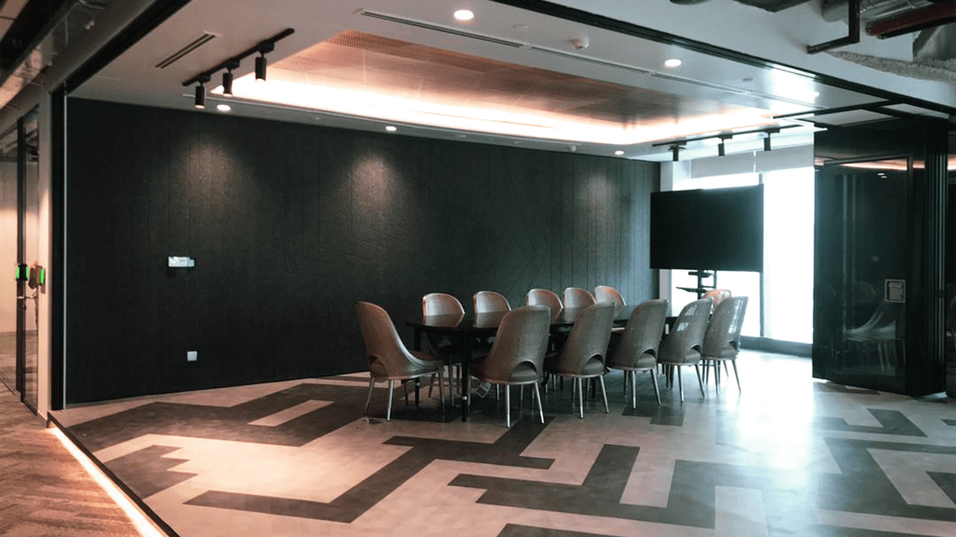 img_corp-office12_office