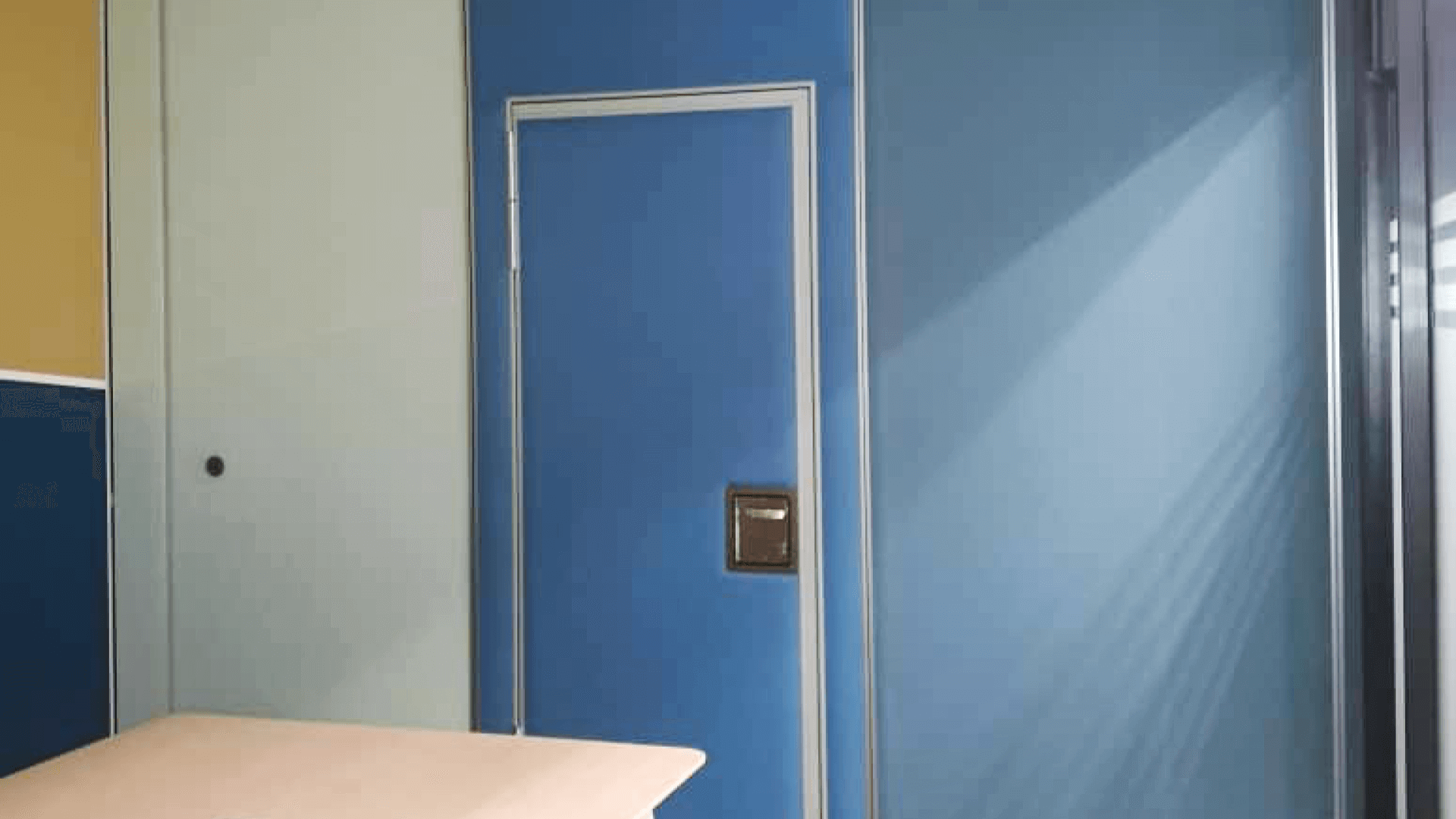 iwc_corp-office_added_04